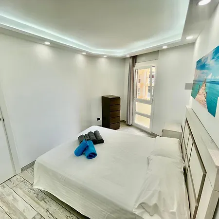 5. Cozy In Americas * Playa de las Americas (Tenerife)