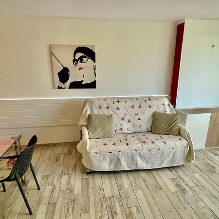 Apartament 5. Cozy In Americas