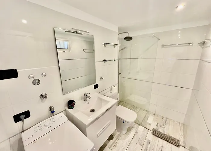 5. Cozy In Americas *