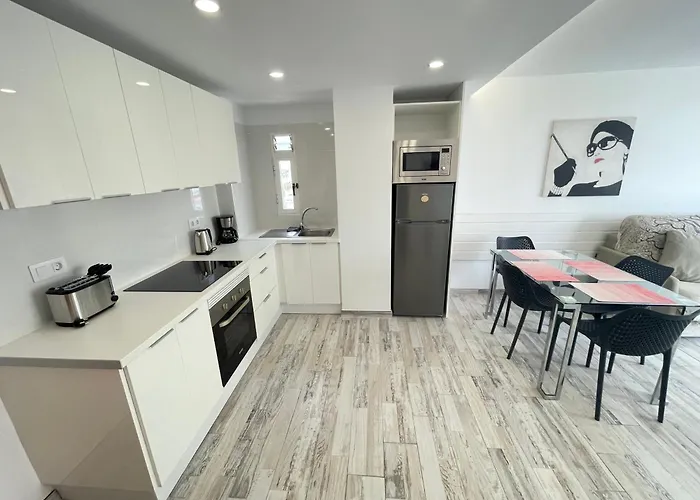 5. Cozy In Americas *